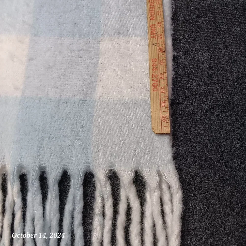 Steve Madden Very Large Scarf Blue Plaid Super‎ Soft Fringe